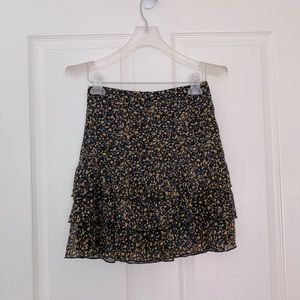 Kookai floral print skirt size 36/4